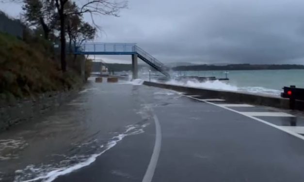 Muggia, Strada per Lazzaretto chiusa al traffico